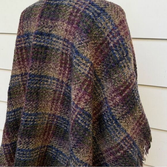 Weave Of The Irish Handcrafted Wool Blend Wrap Shawl Plaid Flannel One Size - Picture 7 of 15